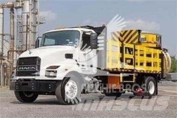 Mack MD6 Строительная техника - Другие