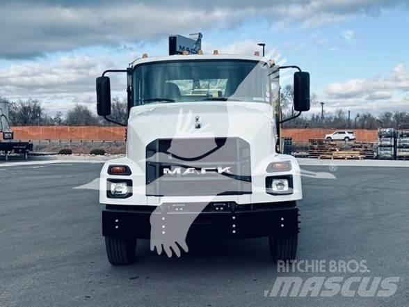 Mack MD6 Строительная техника - Другие