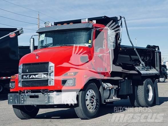 Mack MD6 Грузовики-Самосвалы