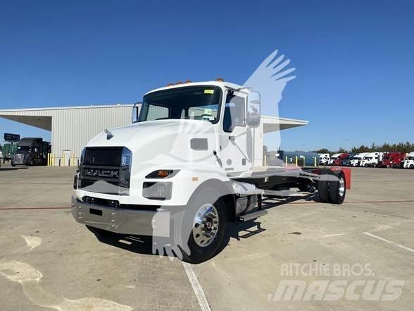 Mack MD6 Шасси с кабиной