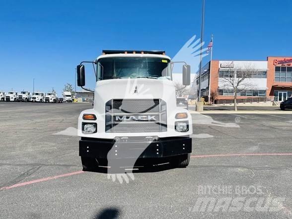 Mack MD6 Грузовики-Самосвалы