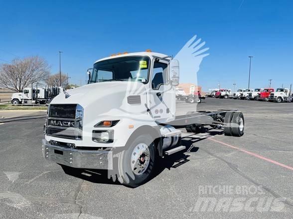 Mack MD6 Шасси с кабиной