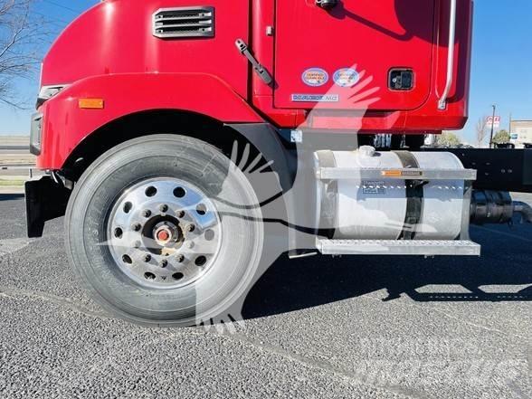 Mack MD6 Шасси с кабиной