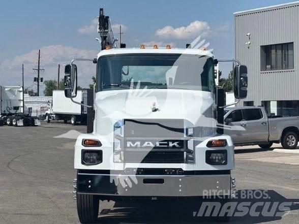 Mack MD6 Строительная техника - Другие