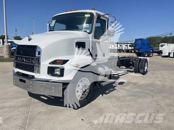 Mack MD6 Седельные тягачи