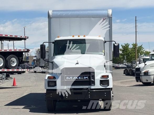 Mack MD6 Строительная техника - Другие