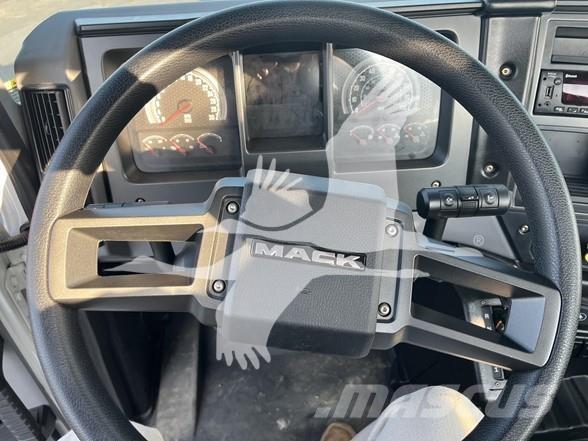 Mack MD6 Строительная техника - Другие