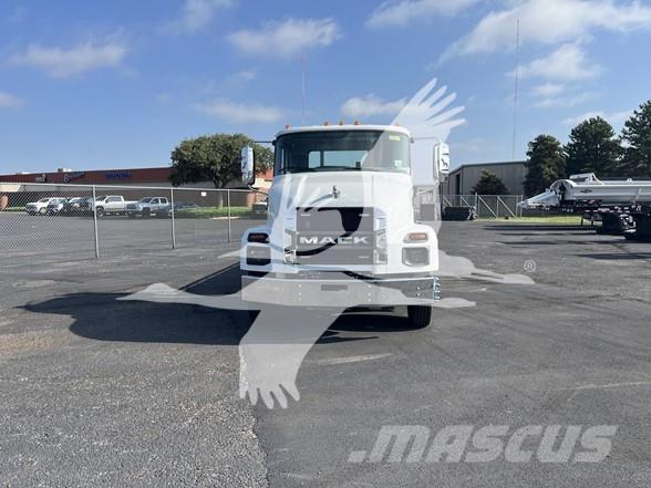 Mack MD6 Строительная техника - Другие