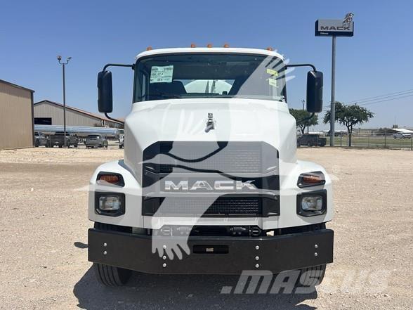 Mack MD6 Строительная техника - Другие