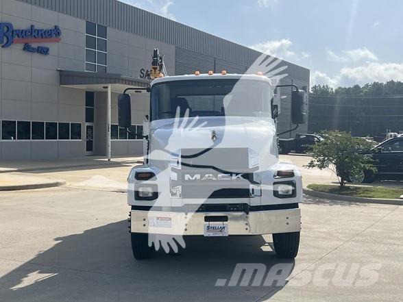 Mack MD6 Строительная техника - Другие