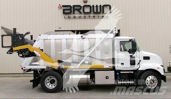 Mack MD7 Строительная техника - Другие