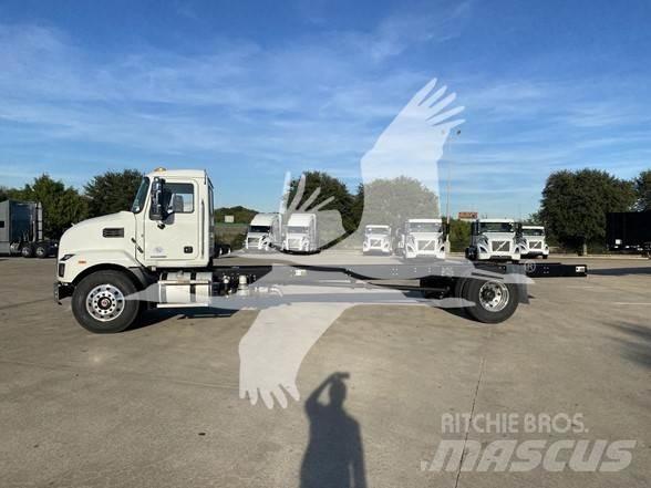 Mack MD7 Шасси с кабиной