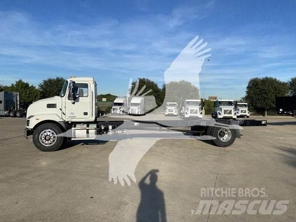 Mack MD7 Шасси с кабиной