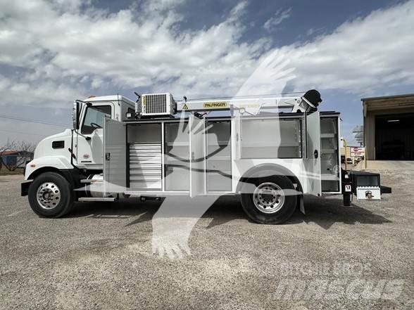 Mack MD7 Строительная техника - Другие
