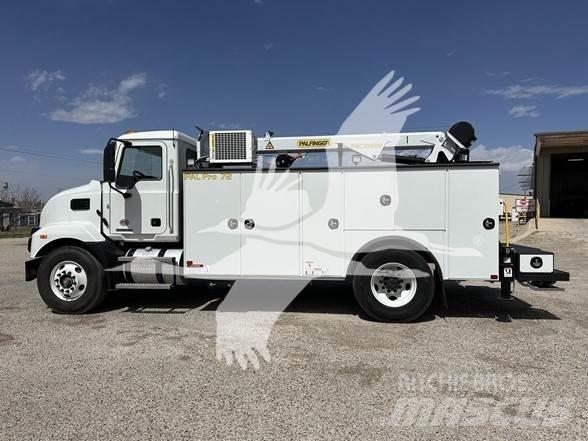 Mack MD7 Строительная техника - Другие