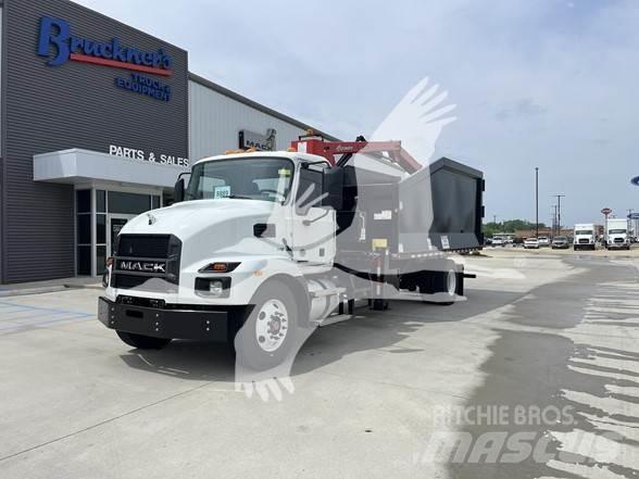 Mack MD7 Строительная техника - Другие