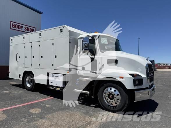 Mack MD7 Строительная техника - Другие