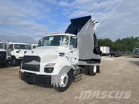 Mack MD7 Грузовики-Самосвалы