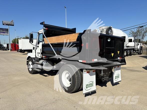 Mack MD7 Грузовики-Самосвалы