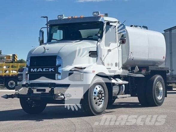 Mack MD7 Грузовики-цистерны