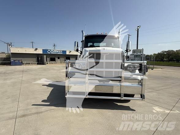 Peterbilt 567 Седельные тягачи
