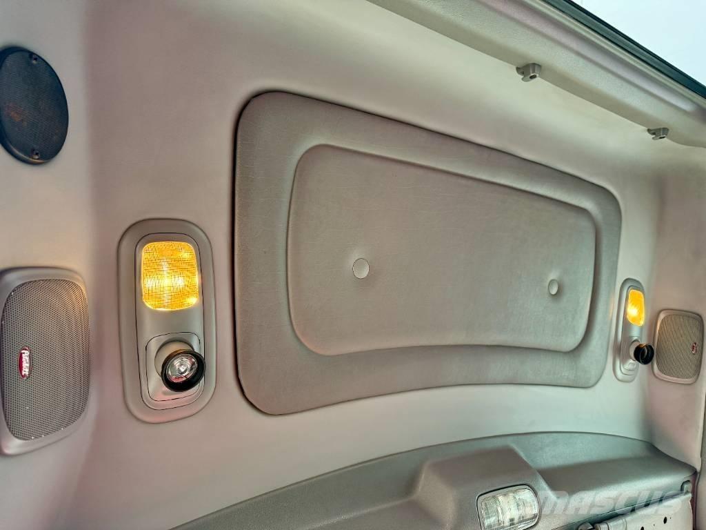 Peterbilt 367 Седельные тягачи