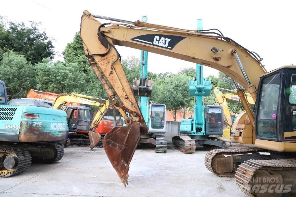 CAT 320BU Гусеничные экскаваторы