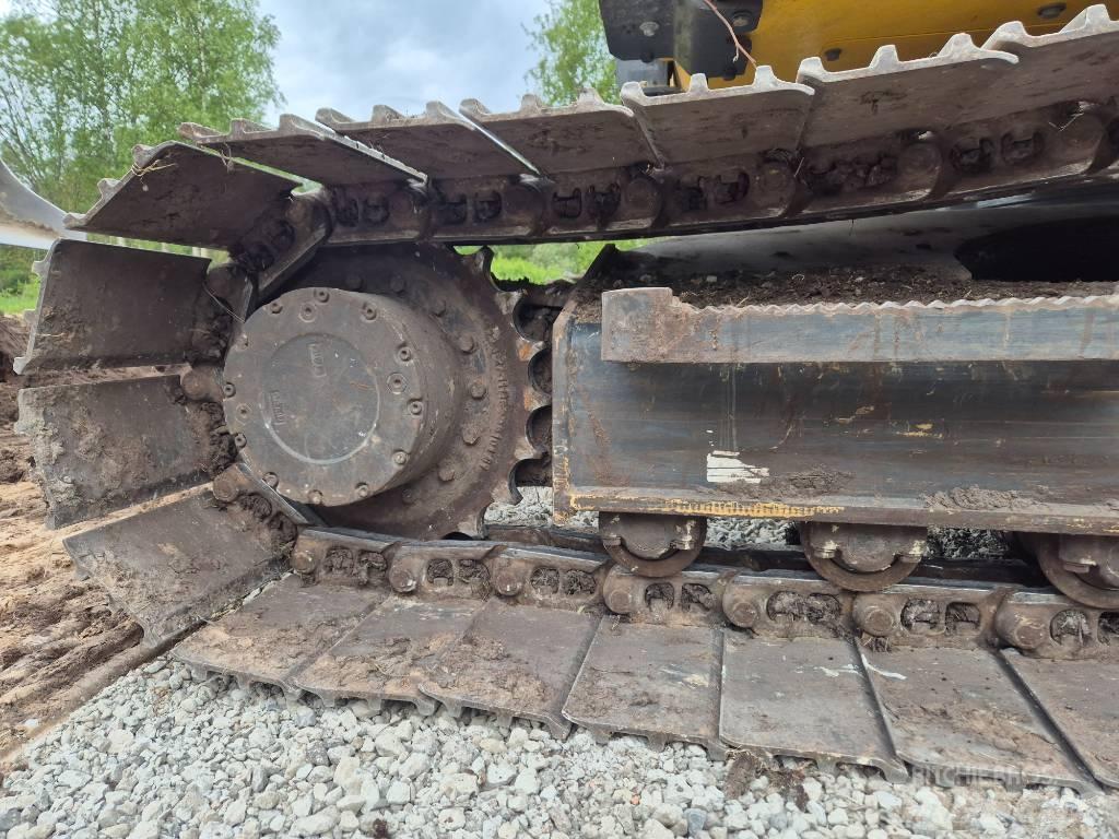 Komatsu PC138US-11E0 Гусеничные экскаваторы