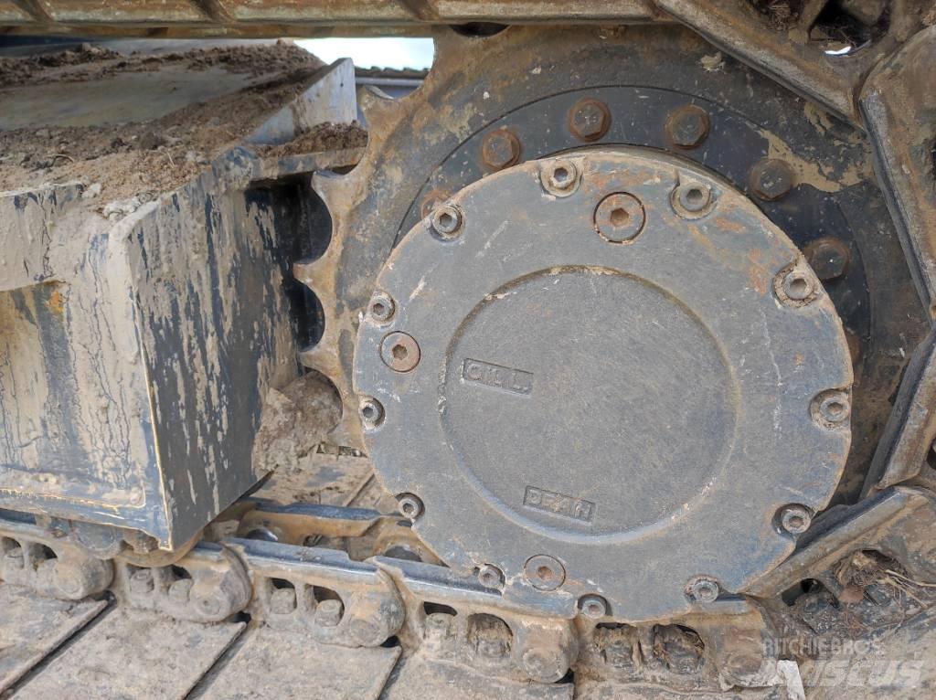 Komatsu PC138US-11E0 Гусеничные экскаваторы