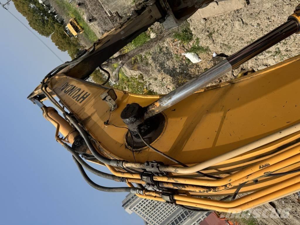 Hyundai R 150 W-9 Колёсные экскаваторы