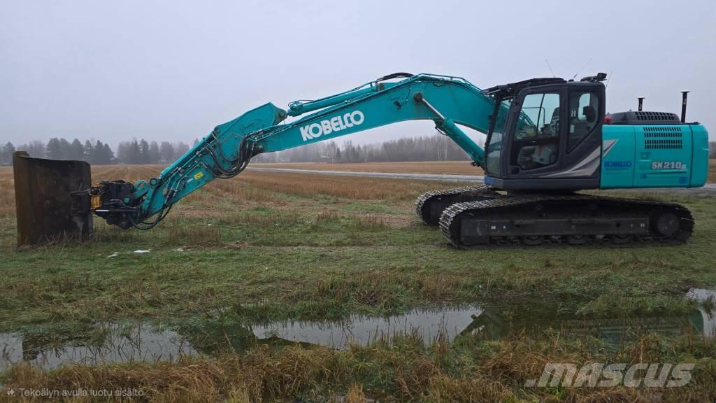Kobelco SK 210 LC-11 Гусеничные экскаваторы