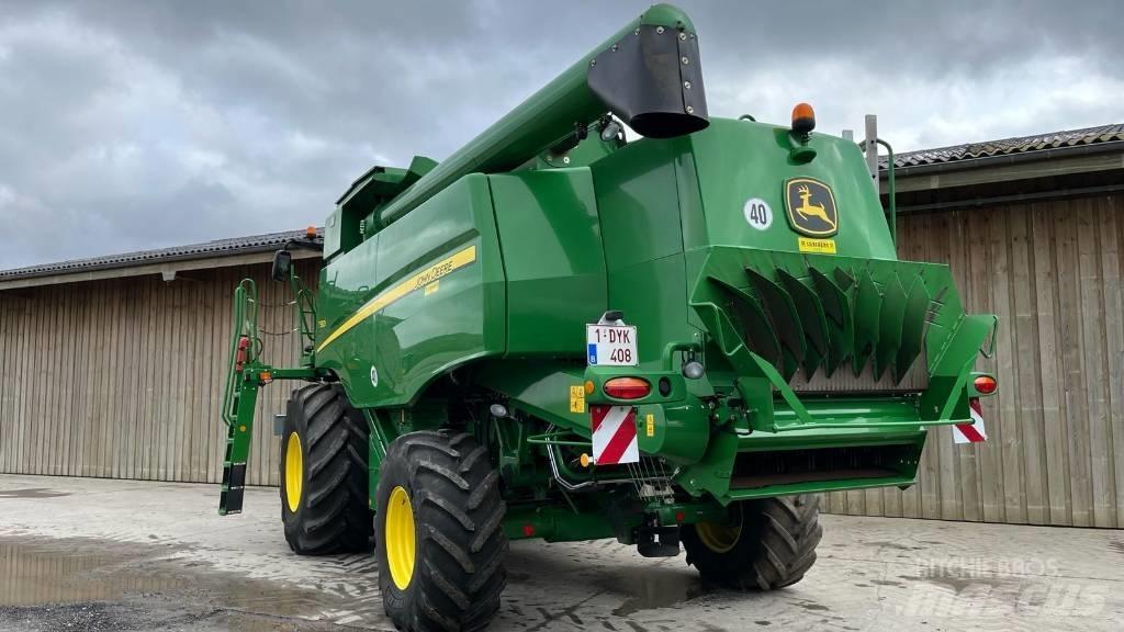John Deere T 560 Зерноуборочные комбайны