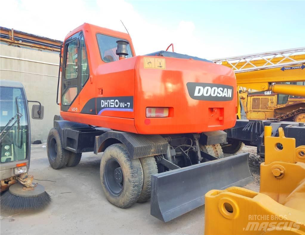 Doosan DH150W Колёсные экскаваторы