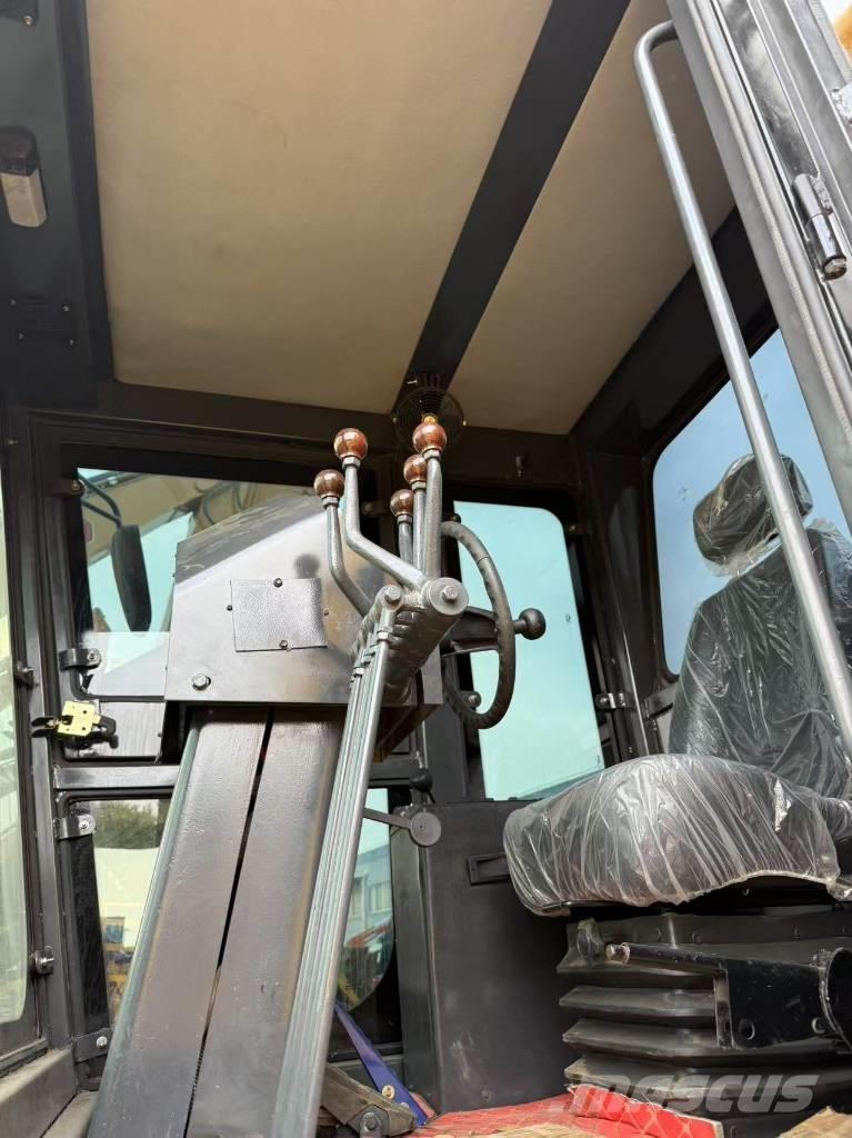 CAT 140 K Грейдеры