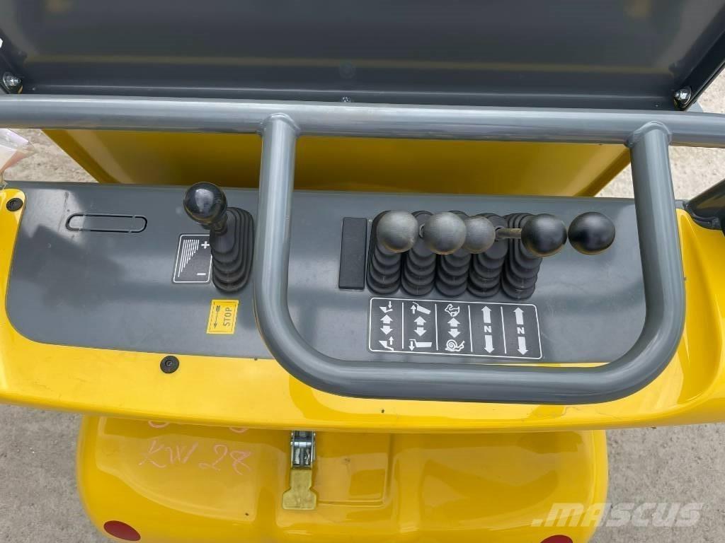 Wacker Neuson DT 08 Мини-самосвалы