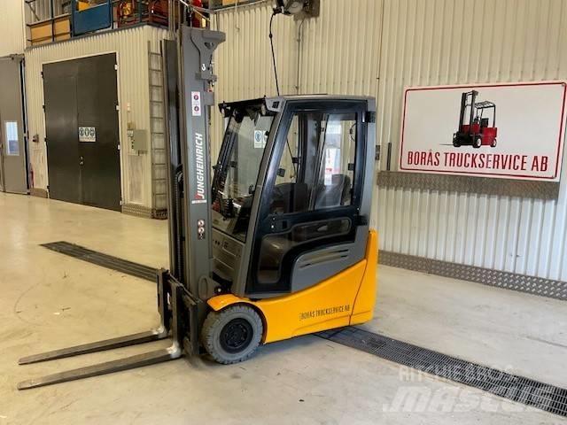 Jungheinrich EFG 215 Электропогрузчики