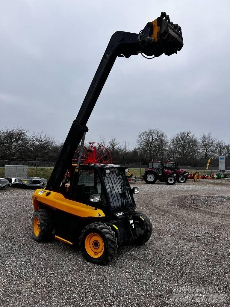 JCB 516-40 Tele Телескопические погрузчики