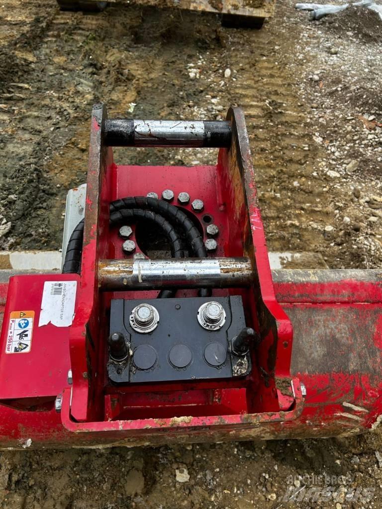 Takeuchi TB 290 Малые экскаваторы 7т-12т