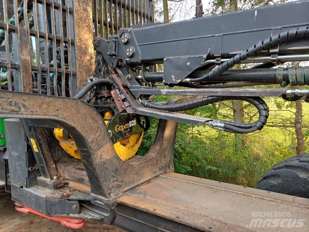 John Deere 1010E Форвардеры