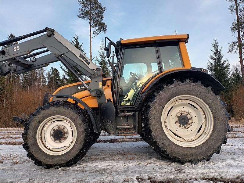 Valtra N 141 Hitech Трактора