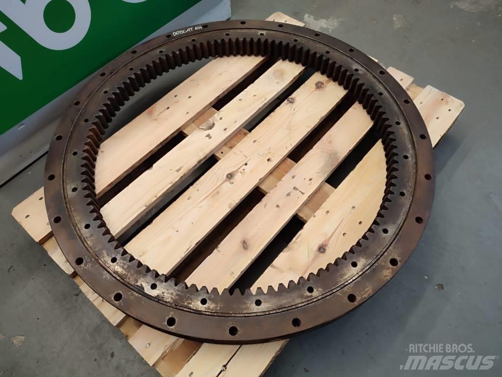 Bobcat 444 swing rim Ходовая часть и подвеска
