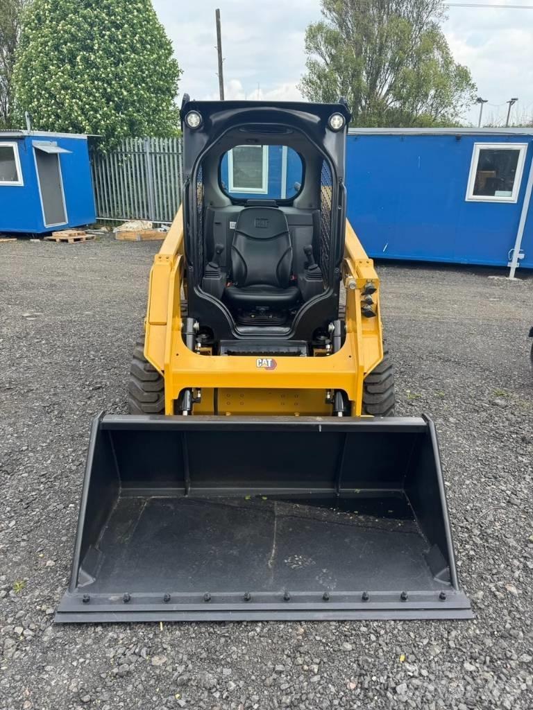 CAT 226D3 Мини-погрузчики