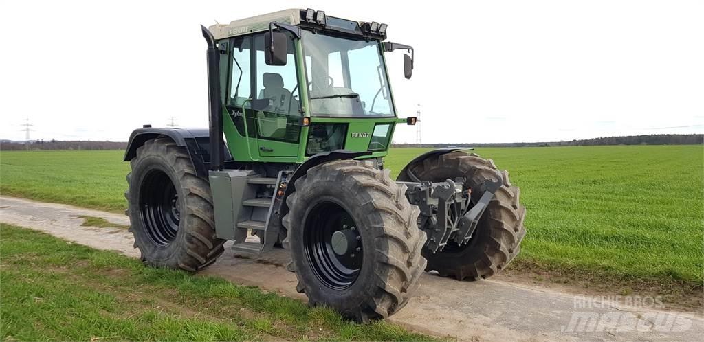 Fendt Xylon 520 Трактора
