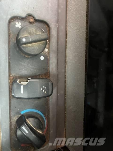 CAT 308 E 2 CR Малые экскаваторы 7т-12т