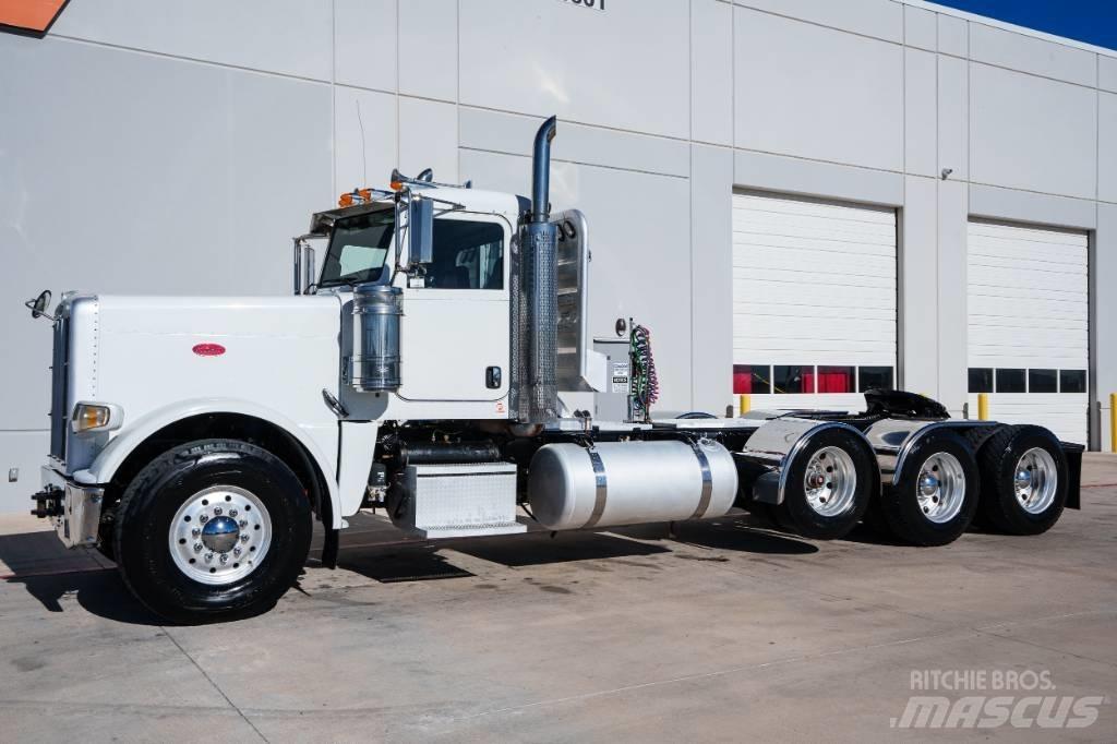 Peterbilt 388 Седельные тягачи