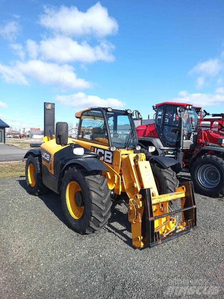 JCB 531-70 Сельскохозяйственные телескопические погрузчики