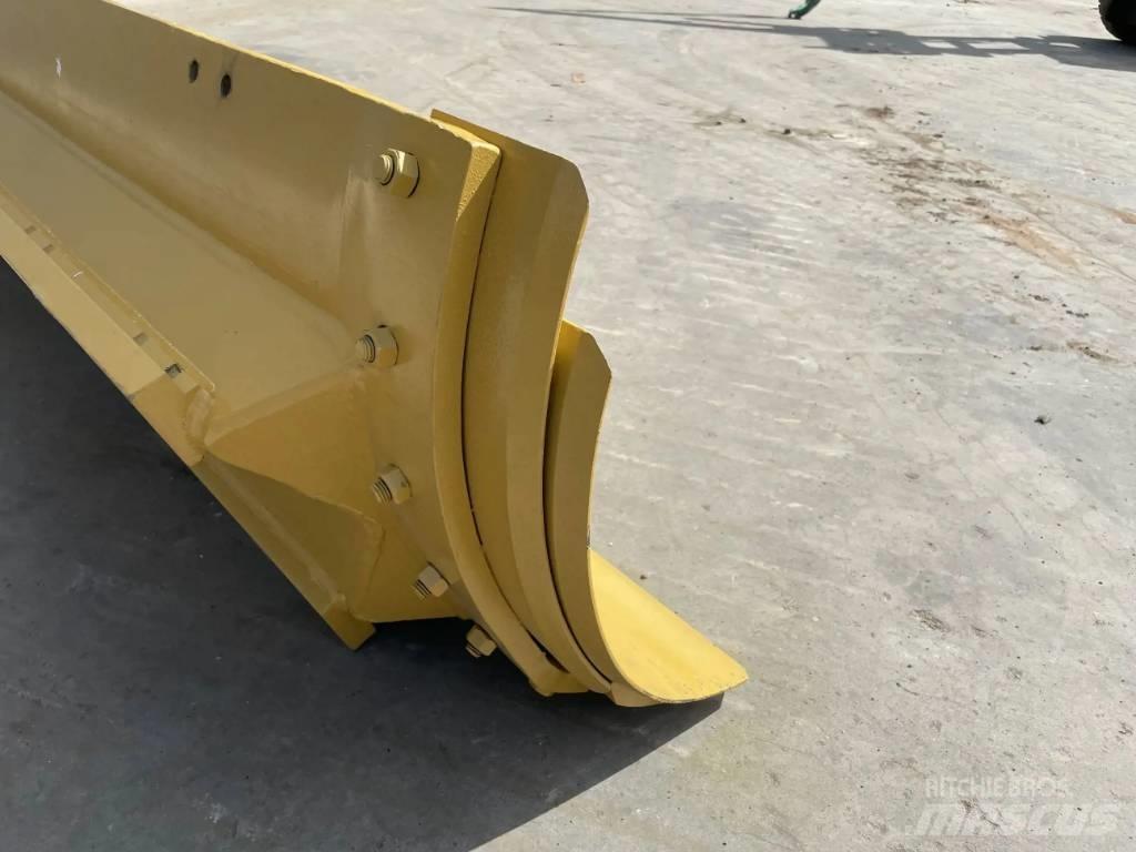 CAT 140K Moldboard Бульдозерные отвалы