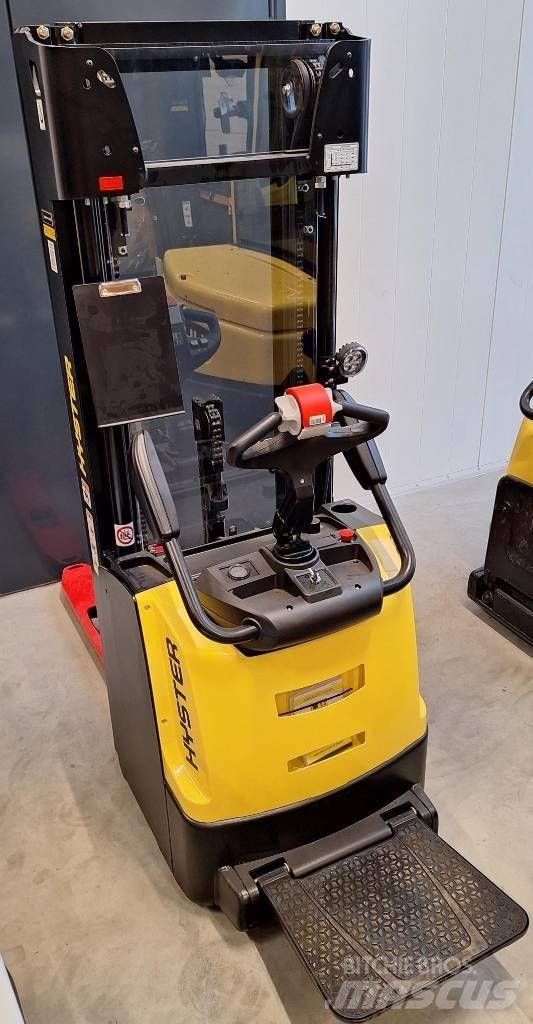 Hyster S1.2S Самоходные электроштабелёры