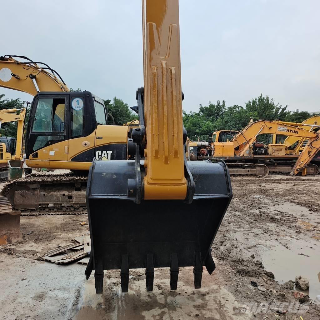Sany SY 215 C Гусеничные экскаваторы