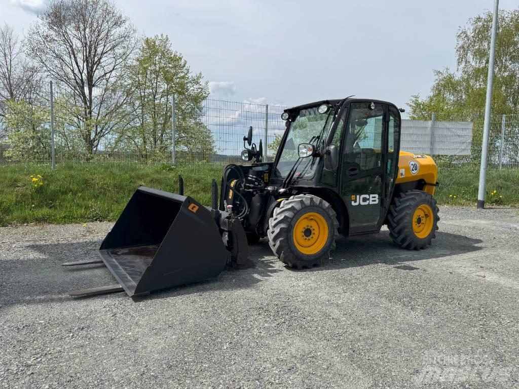 JCB 516-40AGRI Телескопические погрузчики